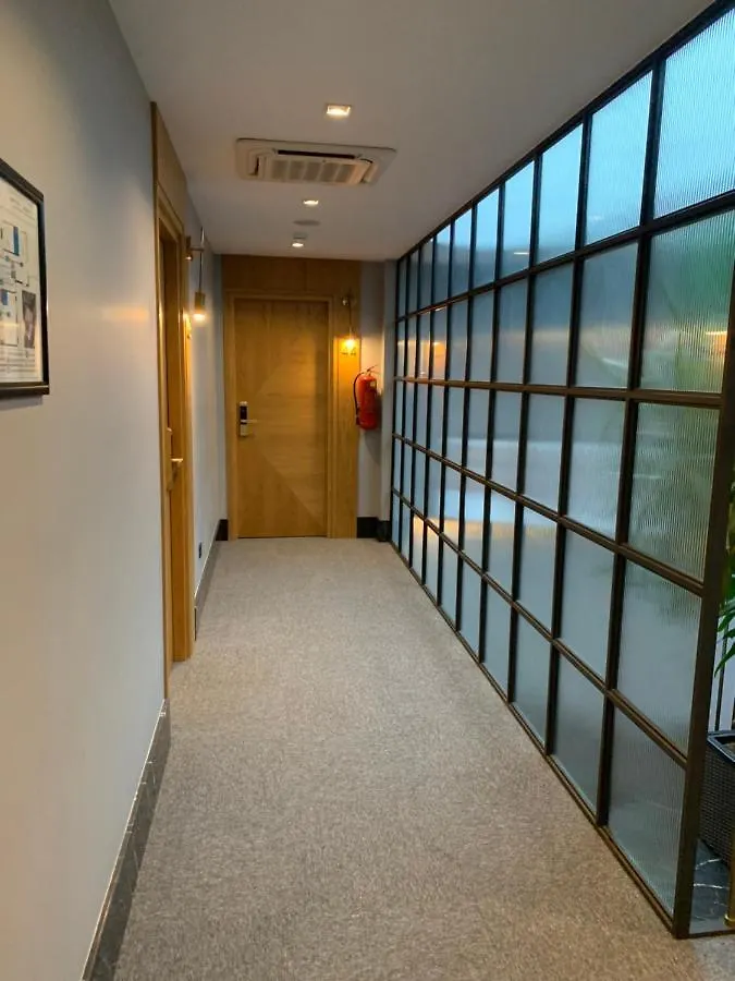 טביליסי Hotel Tuta
