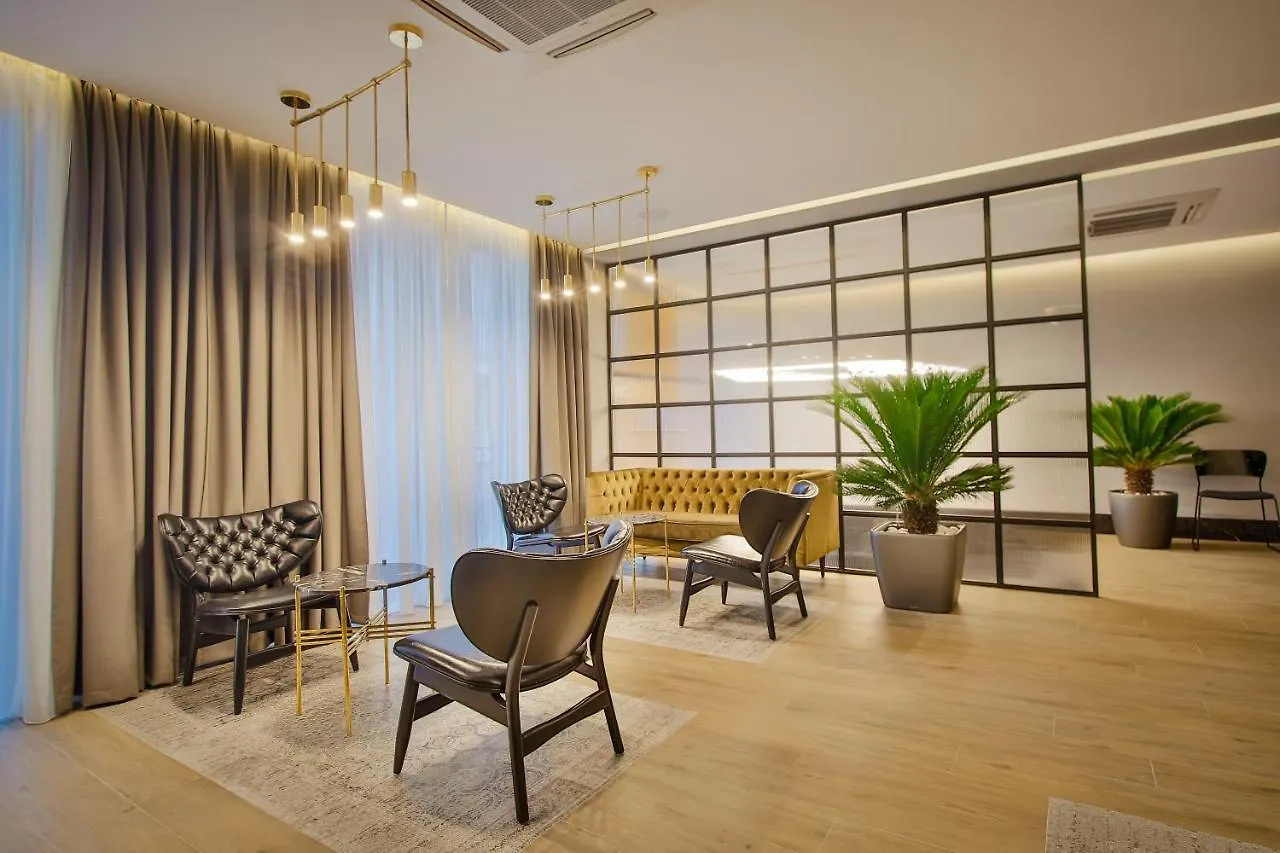 טביליסי Hotel Tuta 4*,